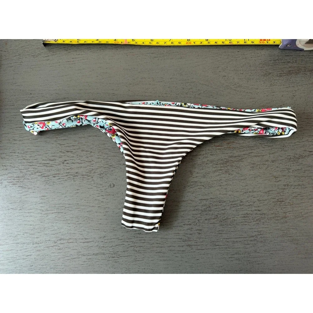 L Space Reversible Itsy Cut Bikini Bottom Stripe Floral Black White Blue XS